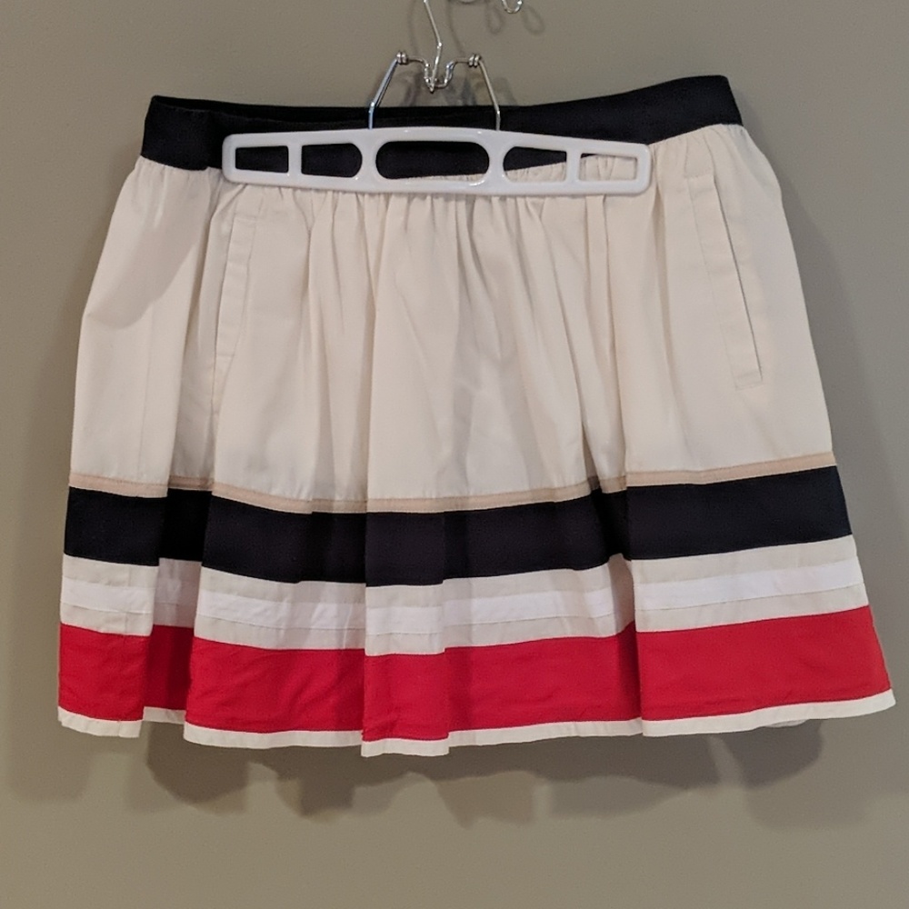 Venus 100% cotton red white blue skirt pockets sz4
